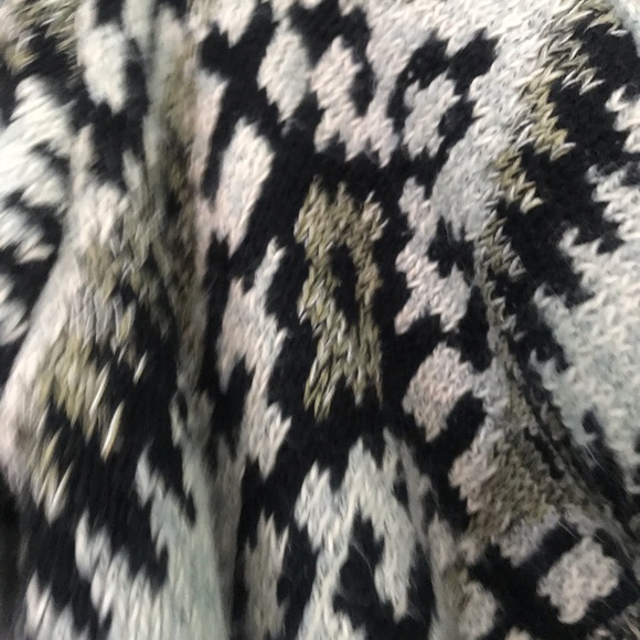 Sun & Shadow aztec boho open sweater XS - Picture 3 of 4
